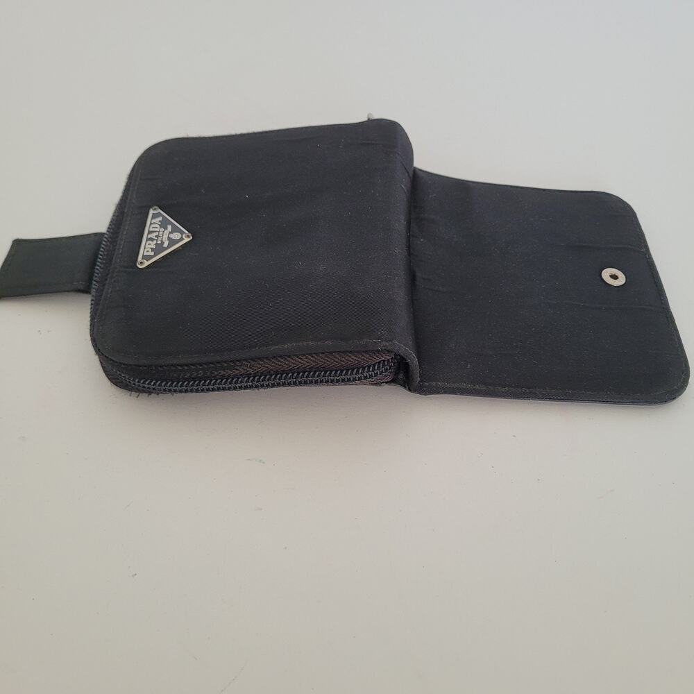 Vintage Prada Milano Black Nylon Saffiano Leather Zip Around Bifold Wallet Made - Picture 8 of 12